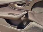 2025 SQ7 Thumbnail 22