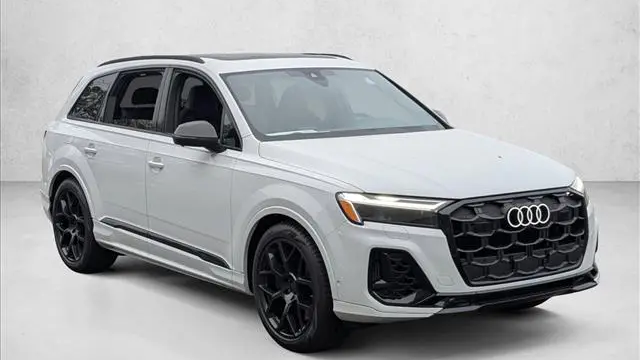2026 Audi SQ7 4.0T quattro Premium Plus