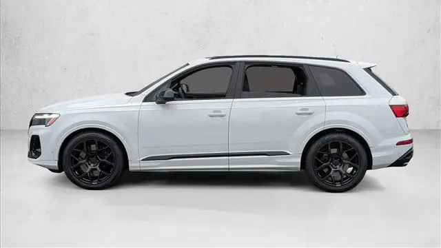 2026 Audi SQ7 4.0T quattro Premium Plus