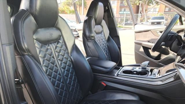 2024 Audi SQ7 4.0T quattro Premium Plus