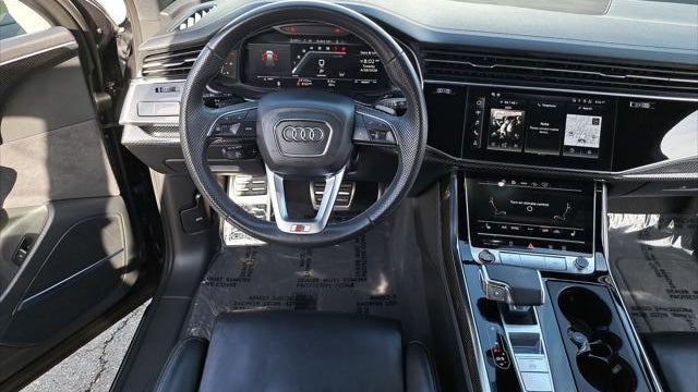 2024 Audi SQ7 4.0T quattro Premium Plus