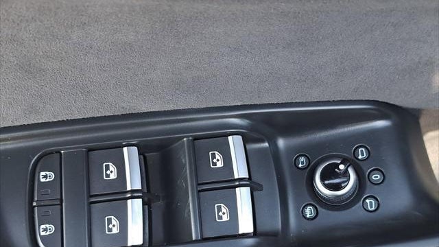 2024 Audi SQ7 4.0T quattro Premium Plus