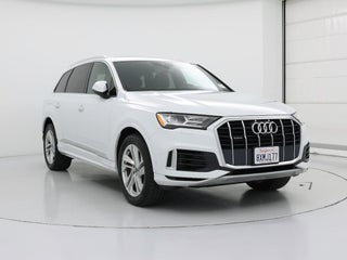 2021 Audi Q7 with Glacier White Metallic Exterior