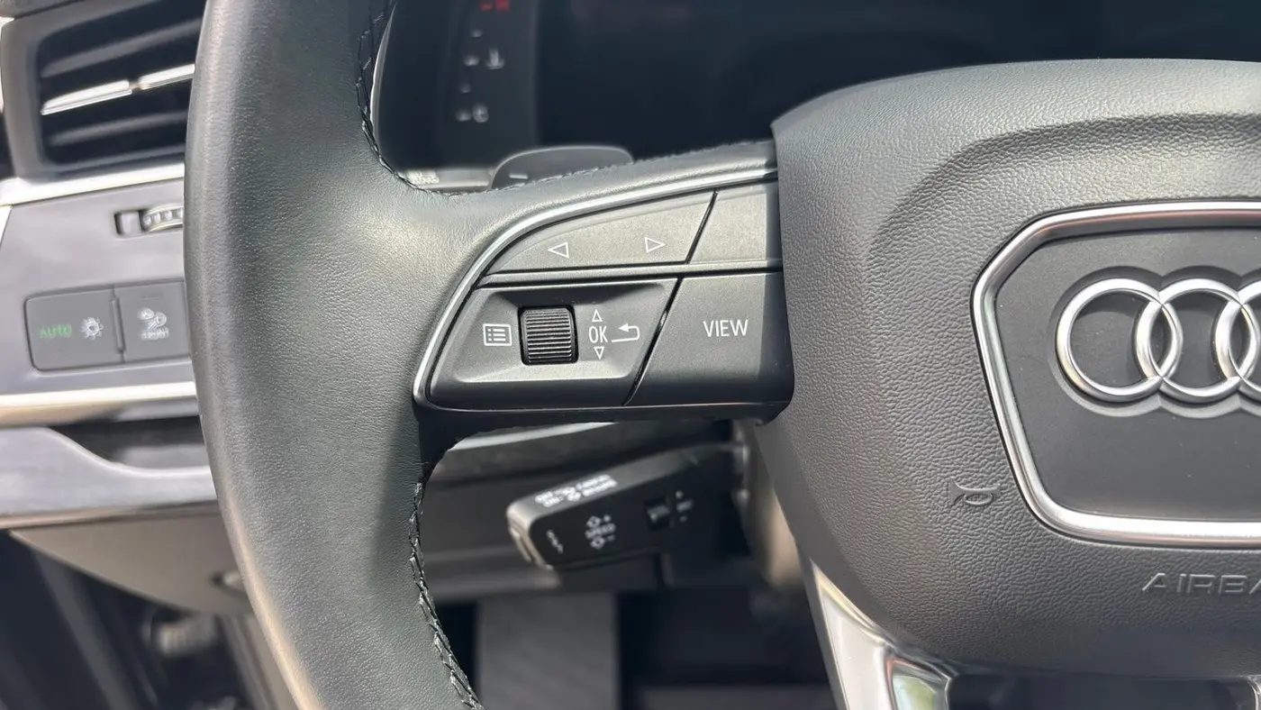 2023 Audi Q7 quattro Premium 55 TFSI