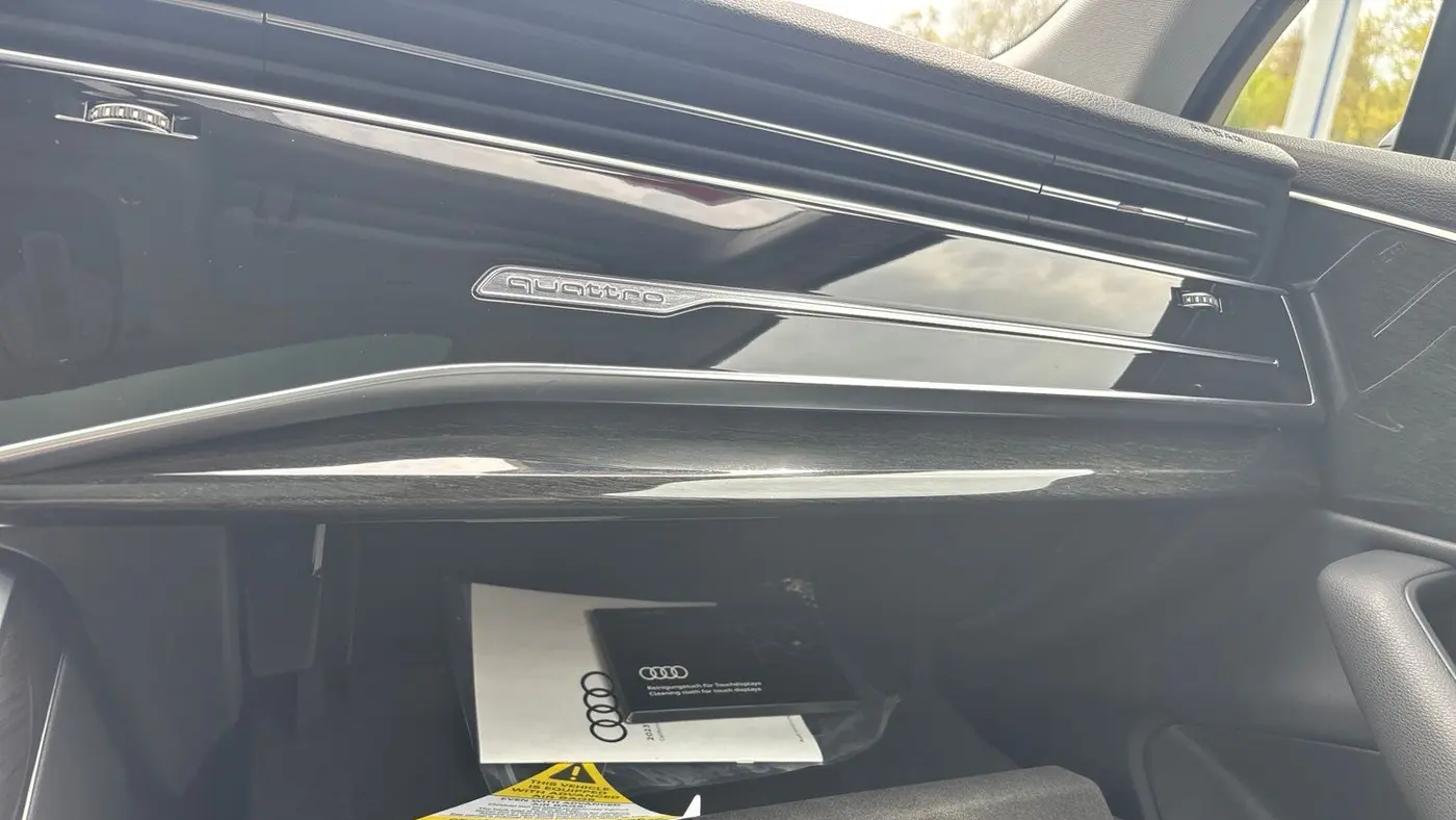 2023 Audi Q7 quattro Premium 55 TFSI