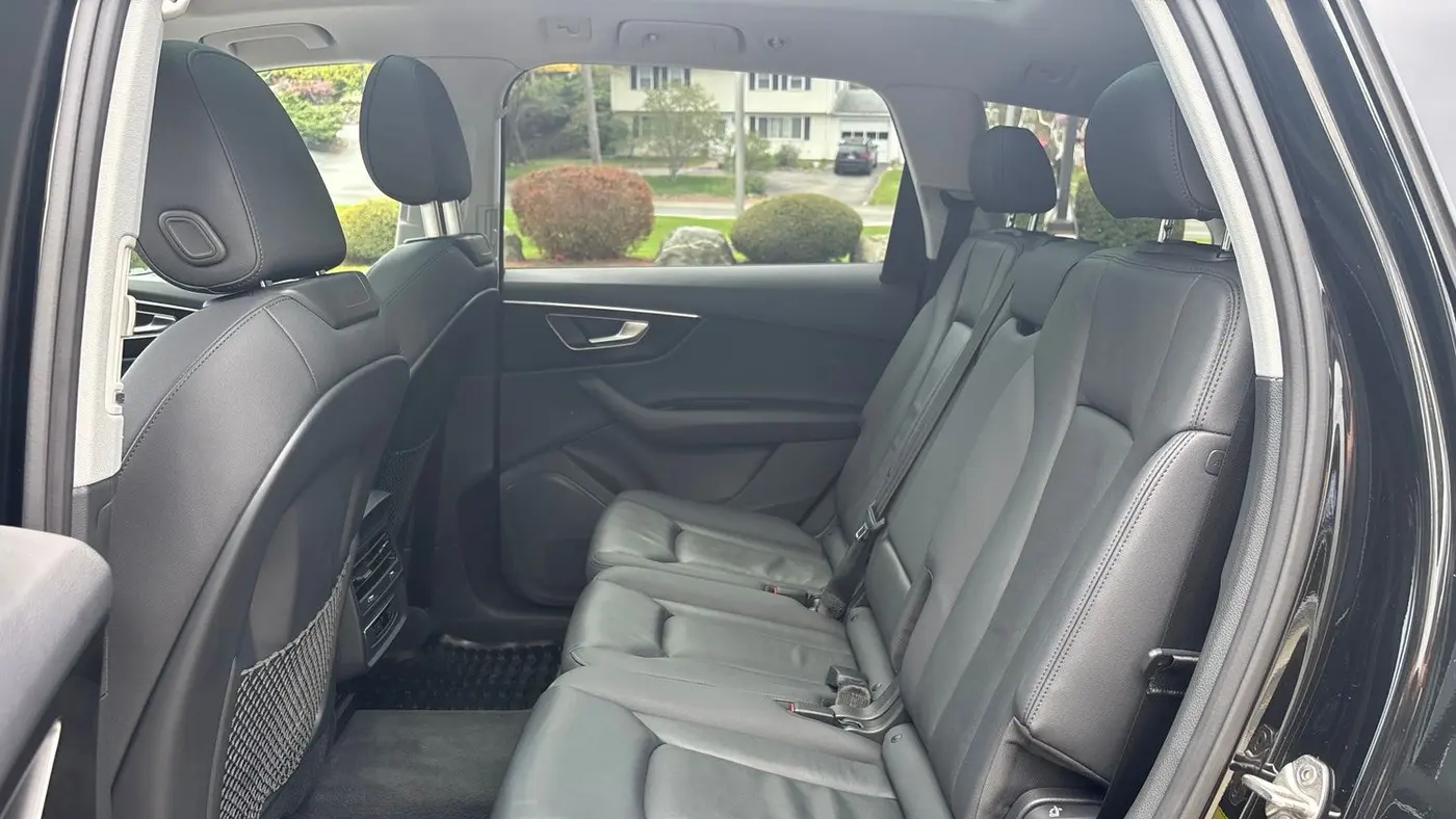 2023 Audi Q7 quattro Premium 55 TFSI