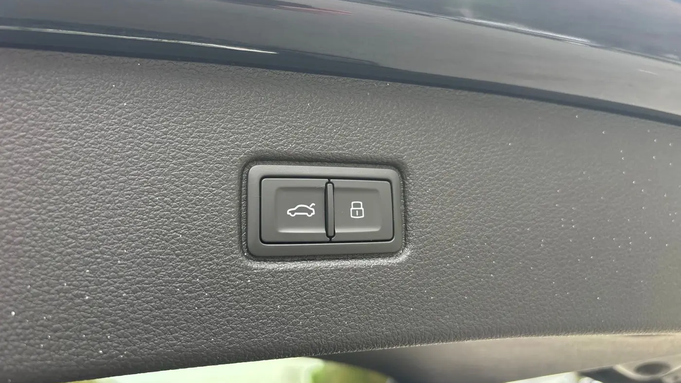 2023 Audi Q7 quattro Premium 55 TFSI