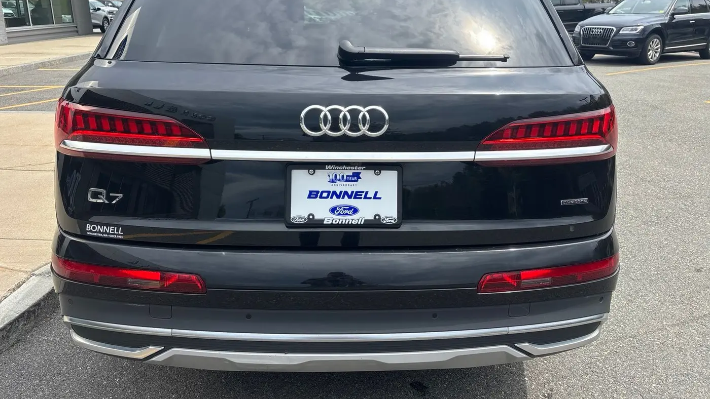 2023 Audi Q7 quattro Premium 55 TFSI