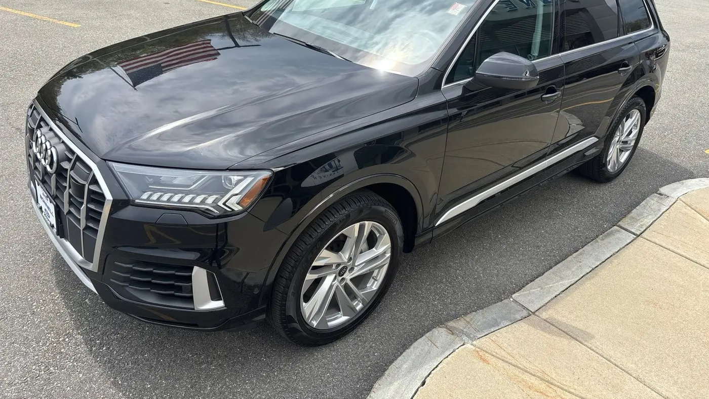 2023 Audi Q7 quattro Premium 55 TFSI
