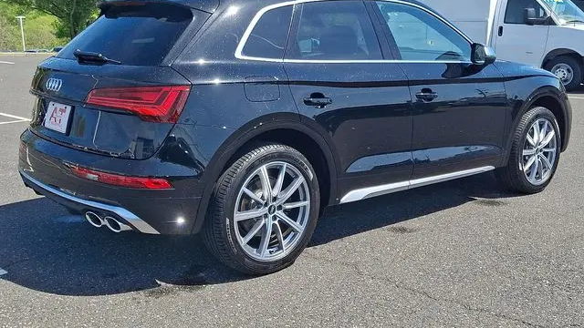 2021 Audi SQ5 3.0T quattro Premium Plus