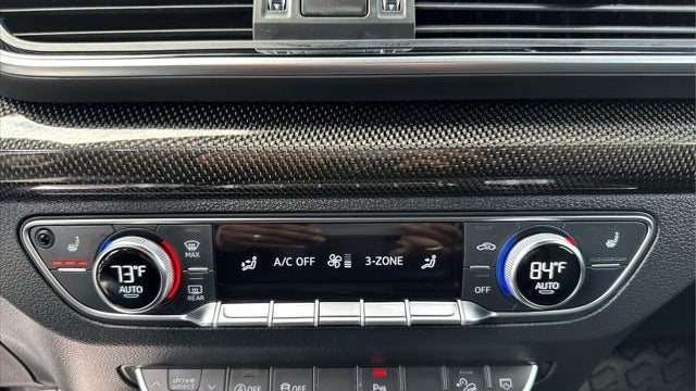 2023 Audi SQ5 3.0T quattro Premium Plus