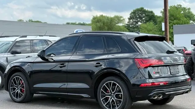 2025 Audi SQ5 3.0T quattro Premium Plus