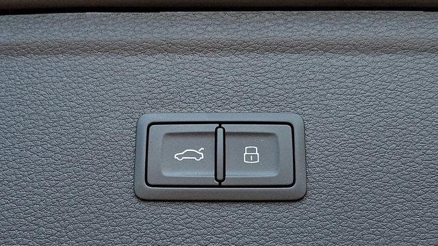 2024 Audi SQ5 3.0T quattro Premium Plus