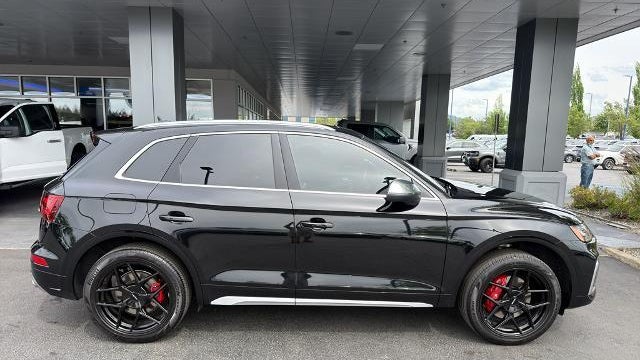 2025 Audi SQ5 3.0T quattro Premium Plus