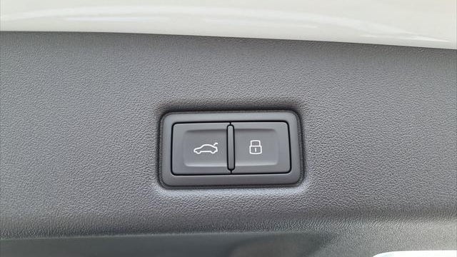 2026 Audi SQ5 Sportback quattro Premium Plus TFSI
