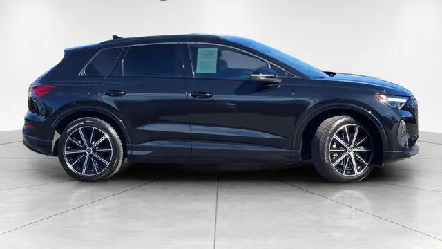 2025 Audi Q4 e-tron Premium Plus 45