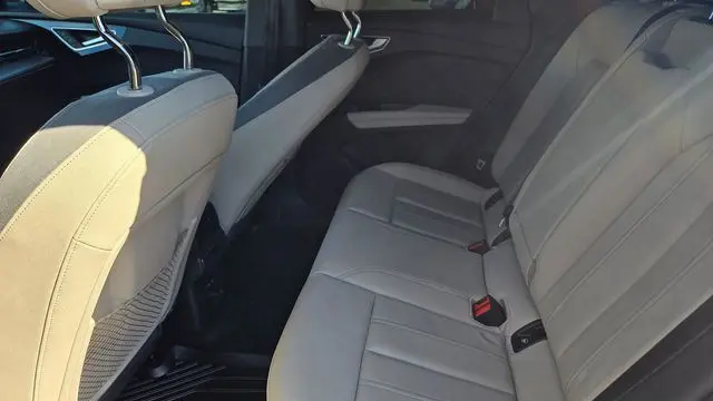 2025 Audi Q4 e-tron Premium Plus 45