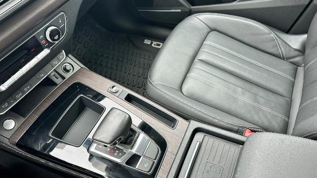 2021 Audi Q5 quattro Premium Plus 45 TFSI