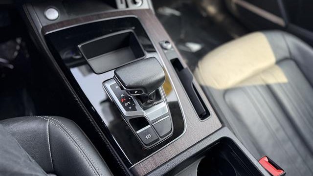 2021 Audi Q5 quattro Premium Plus 45 TFSI
