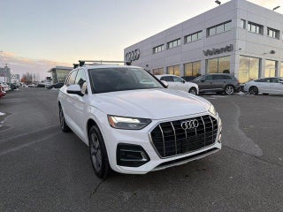 2023 Audi Q5 with Ibis White Exterior