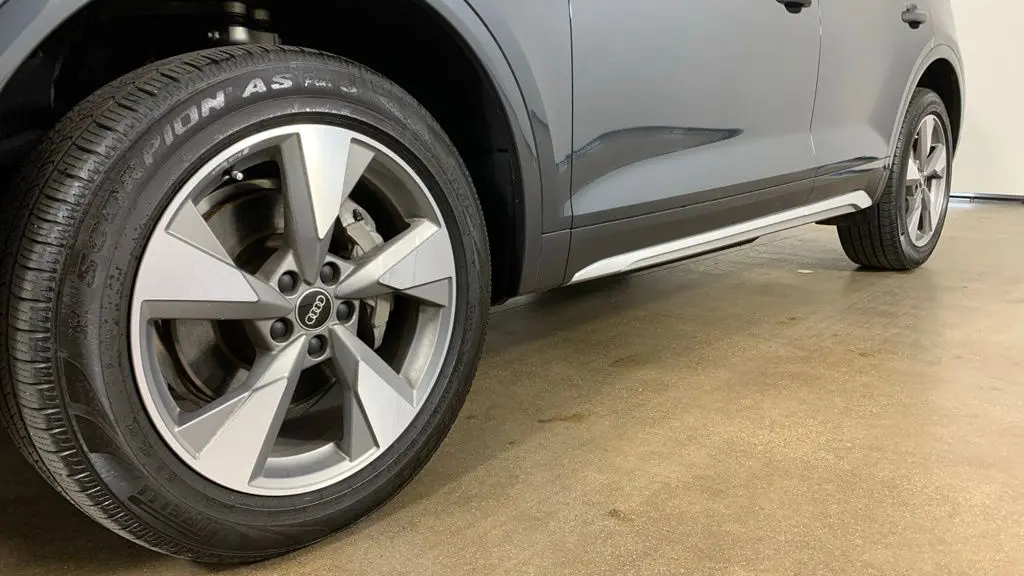 2023 Audi Q5 quattro Premium Plus 40 TFSI