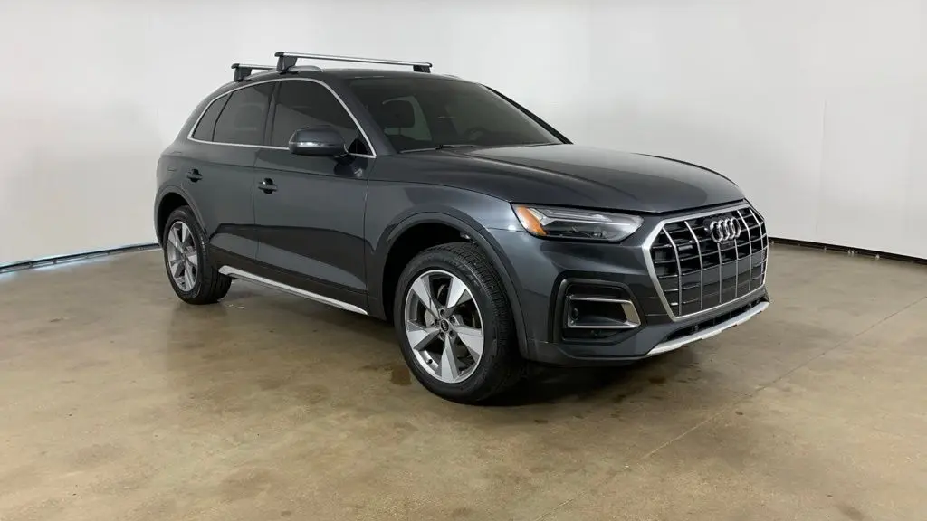 2023 Audi Q5 quattro Premium Plus 40 TFSI