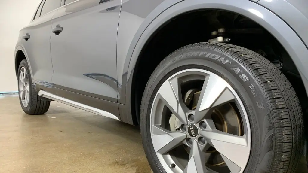 2023 Audi Q5 quattro Premium Plus 40 TFSI