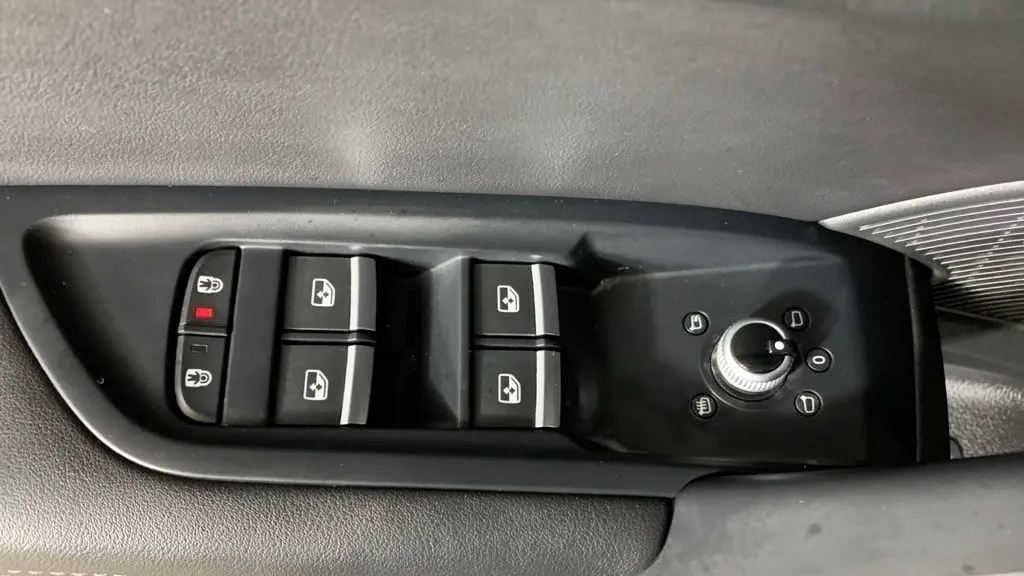 2023 Audi Q5 quattro Premium Plus 40 TFSI