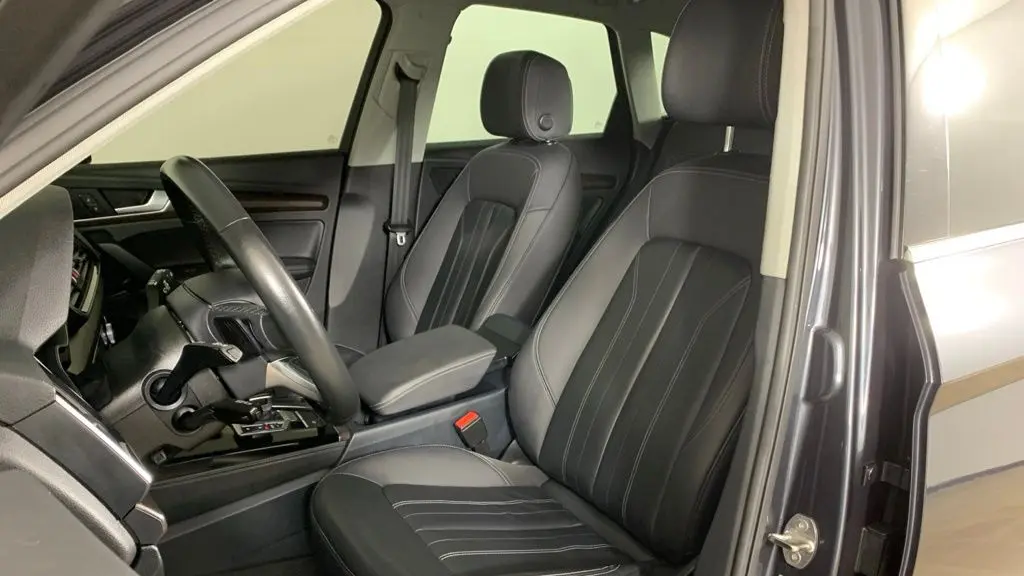 2023 Audi Q5 quattro Premium Plus 40 TFSI