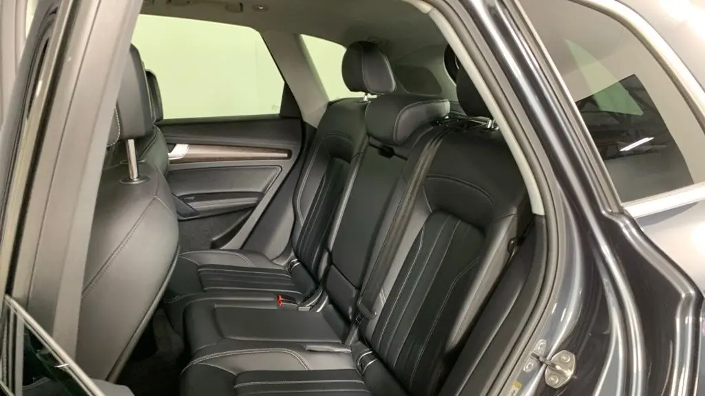2023 Audi Q5 quattro Premium Plus 40 TFSI