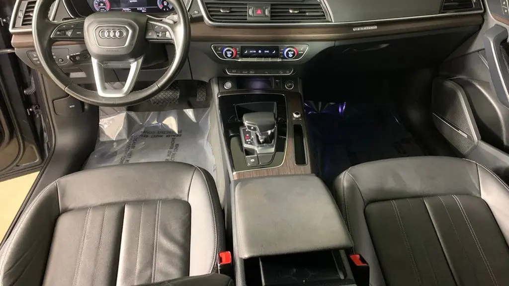 2023 Audi Q5 quattro Premium Plus 40 TFSI
