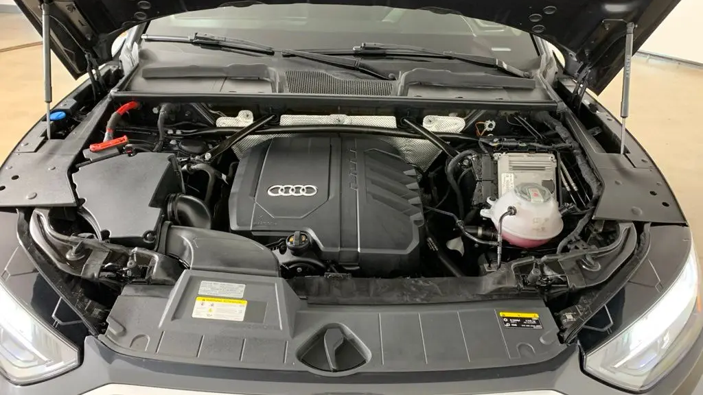 2023 Audi Q5 quattro Premium Plus 40 TFSI