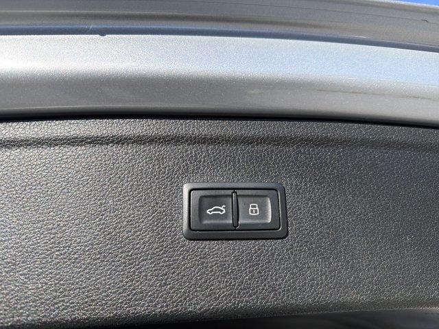 2023 Audi Q5 - $28,899
