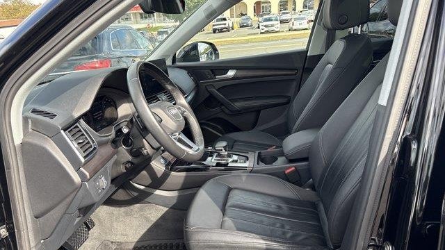 2023 Audi Q5 quattro Premium Plus 40 TFSI