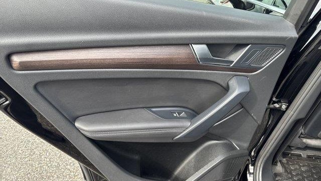 2023 Audi Q5 quattro Premium Plus 40 TFSI