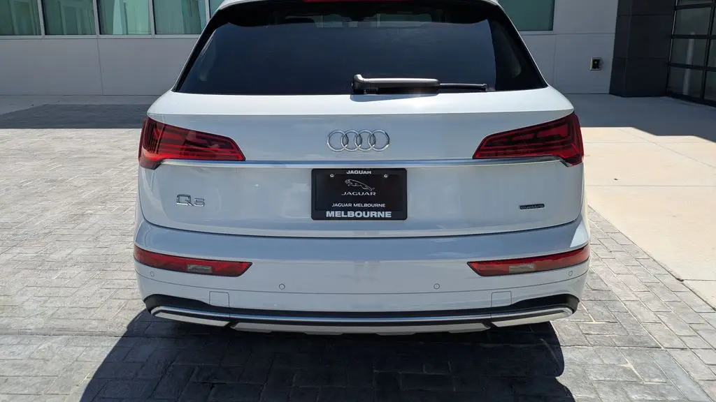 2023 Audi Q5 quattro Premium Plus 40 TFSI