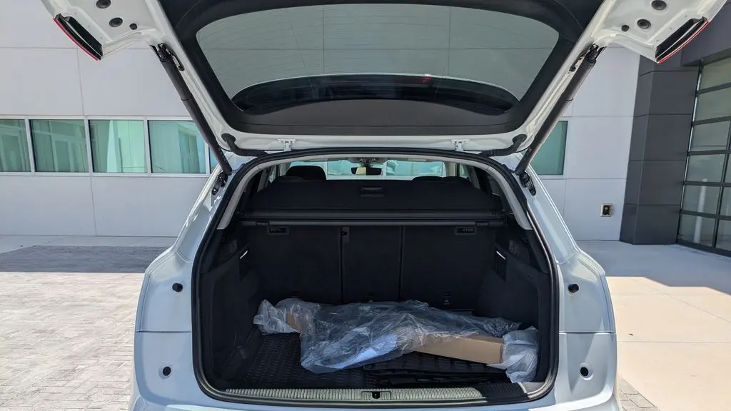 2023 Audi Q5 quattro Premium Plus 40 TFSI