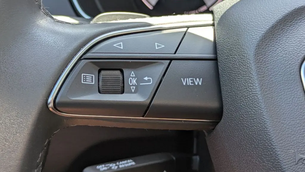 2023 Audi Q5 quattro Premium Plus 40 TFSI