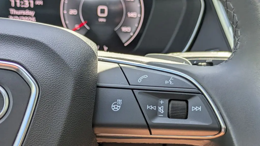 2023 Audi Q5 quattro Premium Plus 40 TFSI