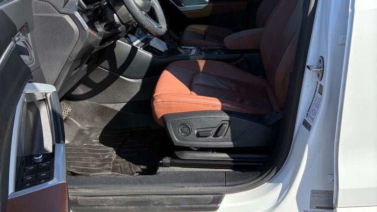 2020 Audi Q3 quattro Premium Plus 45 TFSI