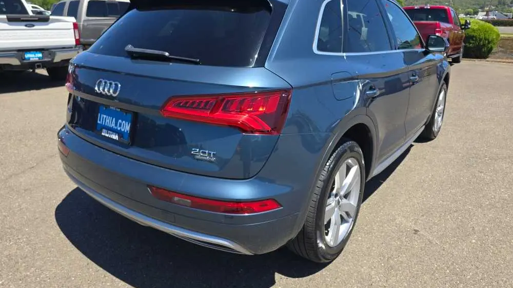 2018 Audi Q5 2.0T quattro Premium Plus