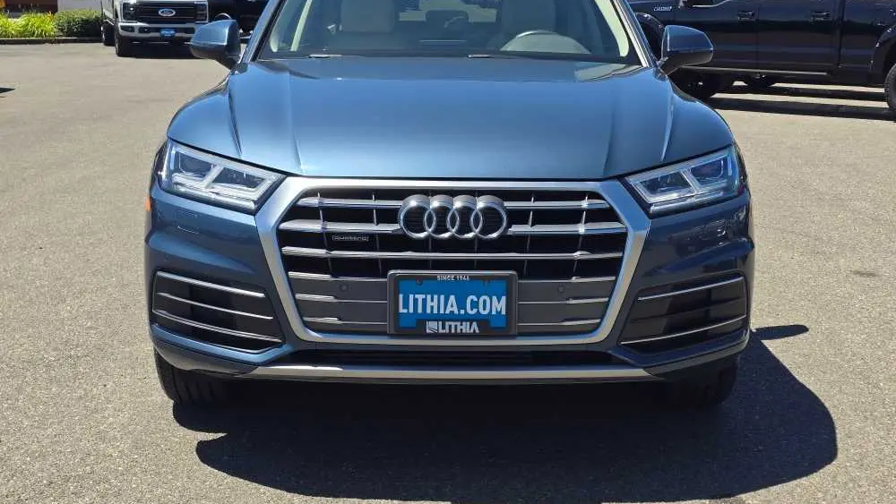 2018 Audi Q5 2.0T quattro Premium Plus