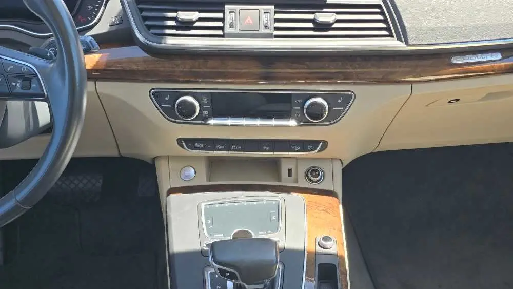 2018 Audi Q5 2.0T quattro Premium Plus