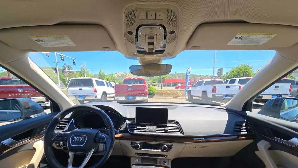 2018 Audi Q5 2.0T quattro Premium Plus