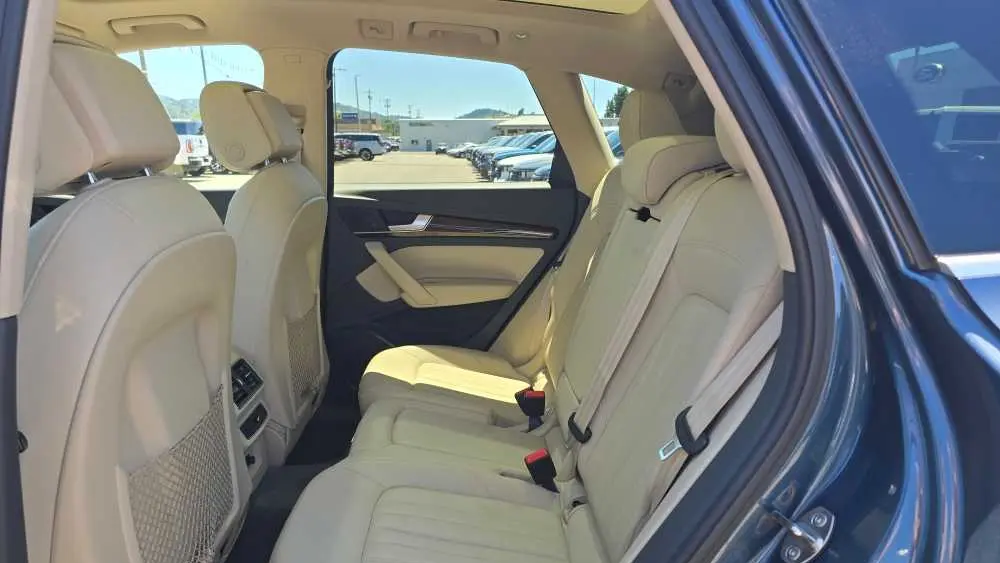 2018 Audi Q5 2.0T quattro Premium Plus