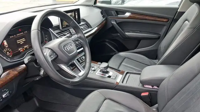 2019 Audi Q5 quattro Premium Plus 45 TFSI