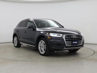 2019 Audi Q5 with Manhattan Gray Metallic Exterior
