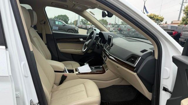 2020 Audi Q5 quattro Premium Plus 45 TFSI