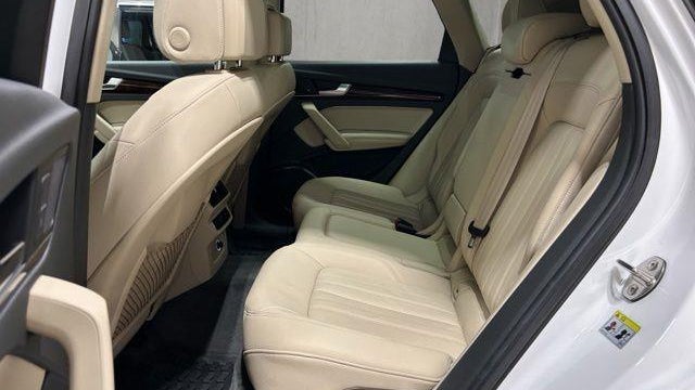 2020 Audi Q5 quattro Premium Plus 45 TFSI