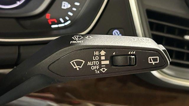 2020 Audi Q5 quattro Premium Plus 45 TFSI